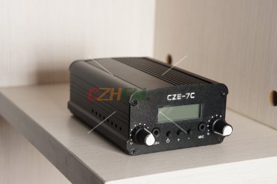 7vatios Transmisor FM estéreo [CZE-7C] + Fuente de alimentación + Antena  [CZE-7C-KIT] - USD $98.00 : CZHFM ONLINE STORE, Proveedor de soluciones de  estaciones de radio de transmisión FM inalámbrica