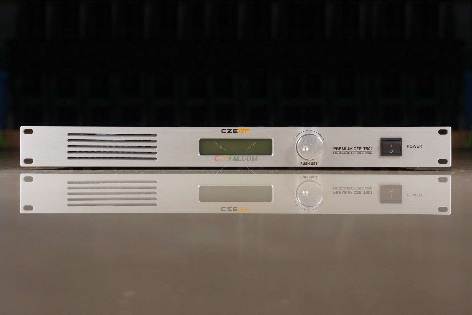 (image for) 1U 50 Watt Professional FM Transmitter [CZE-T501] with Antenna Kits