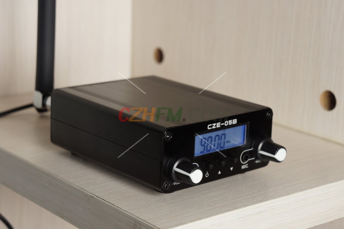 (image for) 500mW 76-108Mhz Home FM TRANSMITTER [CZE-05B] + Power Supply + Antenna - Click Image to Close